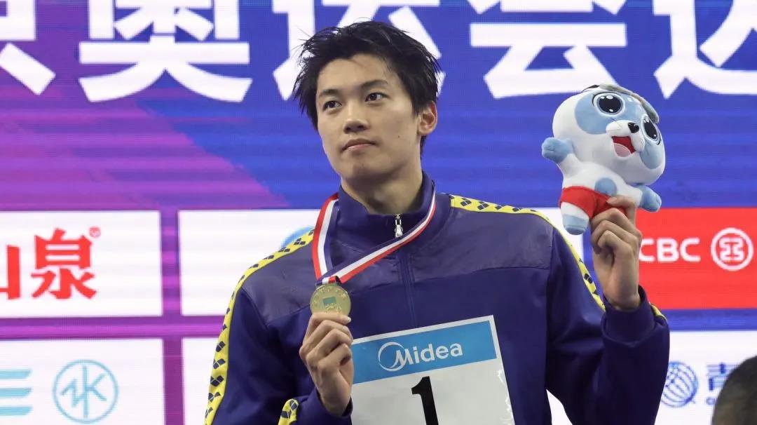 72e41b5cae2f477b8d7b036e3febf30f.jpg 72e41b5cae2f477b8d7b036e3febf30f.jpg