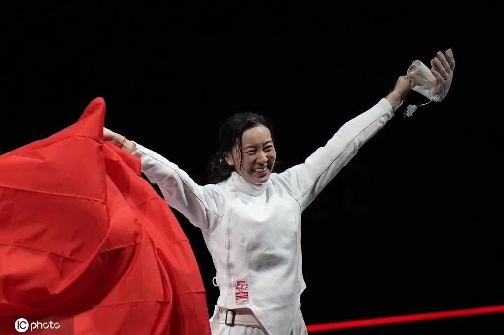 77fba5a42bfb4251b3b711eaccd779e4.jpg 77fba5a42bfb4251b3b711eaccd779e4.jpg