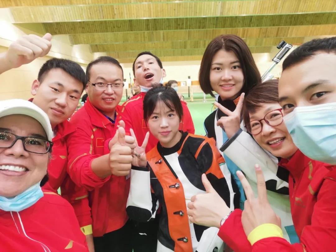 7fa4f2b3c2b6442bb61b88d4b9bd3c62.jpg 7fa4f2b3c2b6442bb61b88d4b9bd3c62.jpg