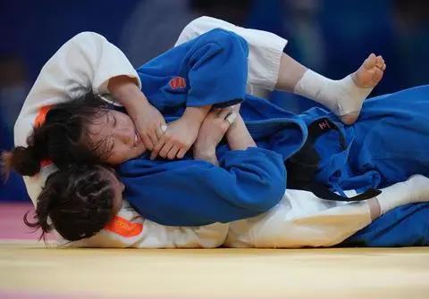 8cff8dad857a4a23ad1dc46fce3f3aa9.jpg 8cff8dad857a4a23ad1dc46fce3f3aa9.jpg