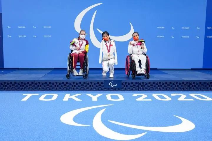 de8b4d322bc34e7188fb5330f5a73e66.jpg de8b4d322bc34e7188fb5330f5a73e66.jpg