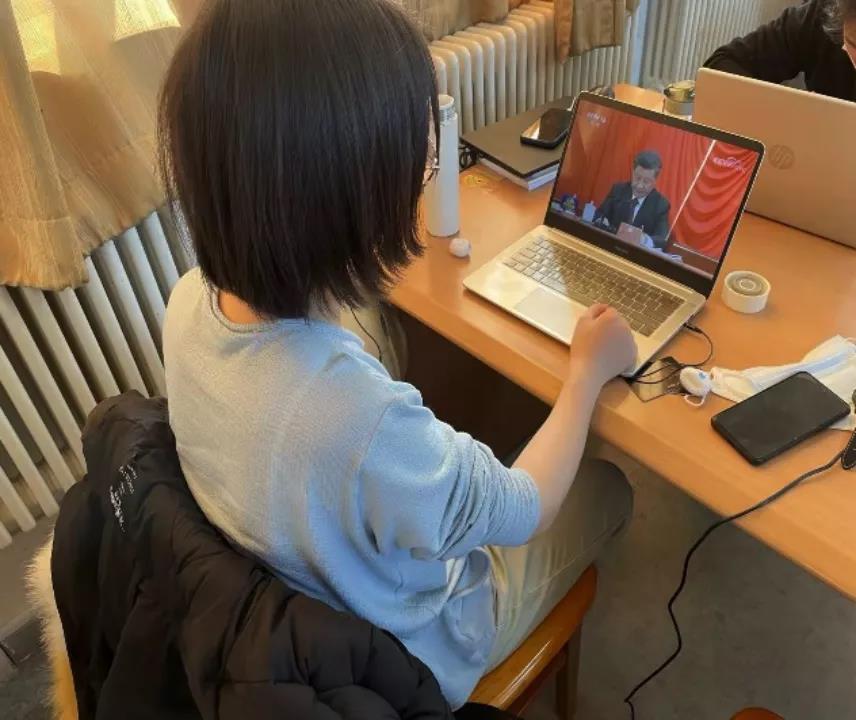 0512ed64613b48ff98d3ddda55bed2f0.jpg 0512ed64613b48ff98d3ddda55bed2f0.jpg