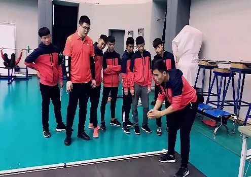 b1e42e3e9e034831b814908213113e67.jpg b1e42e3e9e034831b814908213113e67.jpg