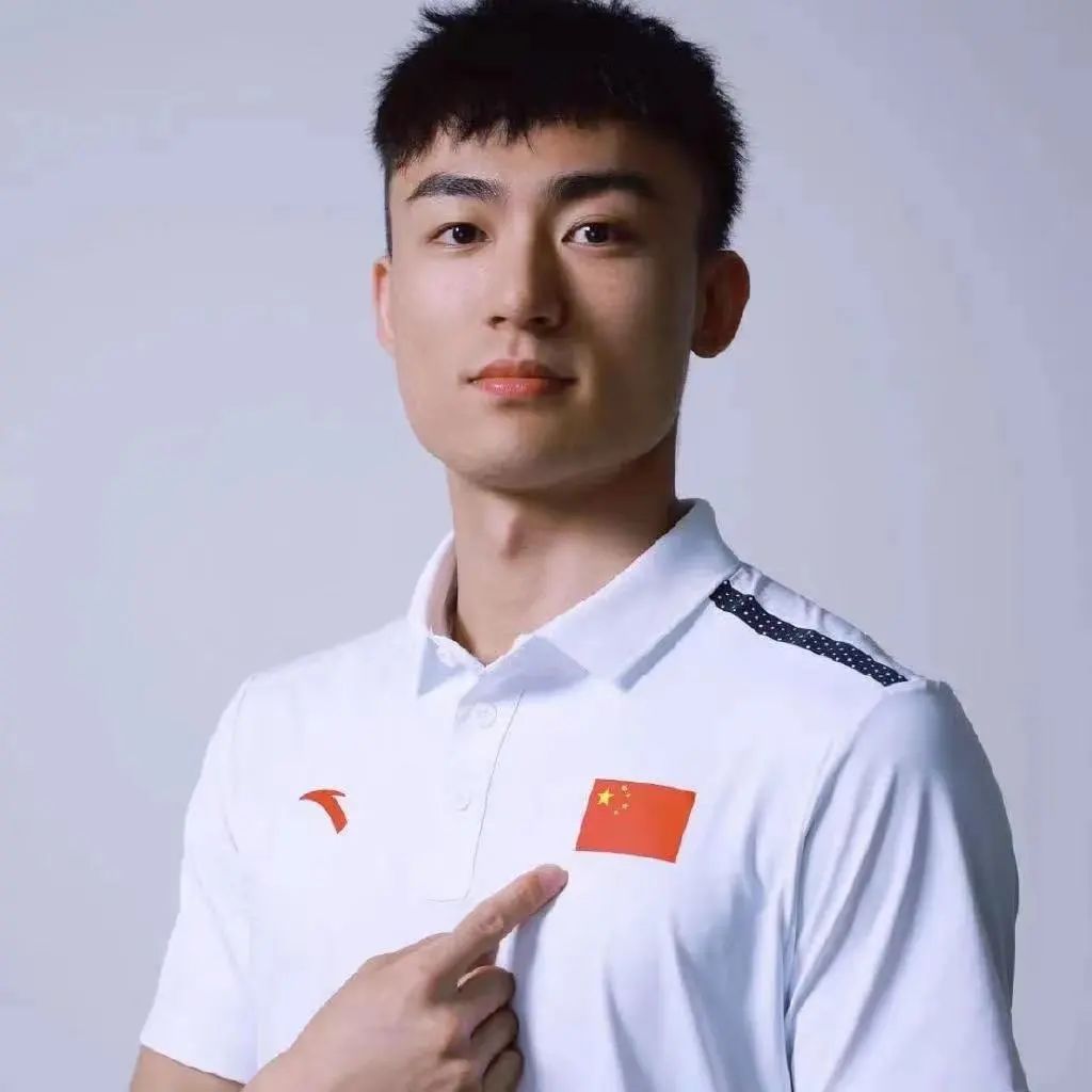 b9cd4caffa874a7fb89bf432328ebd4b.jpg b9cd4caffa874a7fb89bf432328ebd4b.jpg