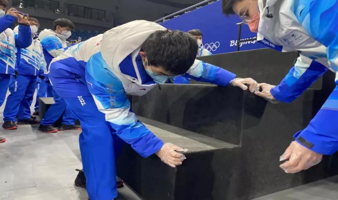 c2a0f0393cfe441cbc8661bc4e332e2f.jpg c2a0f0393cfe441cbc8661bc4e332e2f.jpg