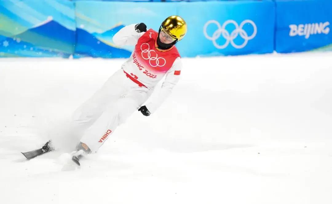 e8fed8e0bc3742a88192b19c9c52a5f4.jpg e8fed8e0bc3742a88192b19c9c52a5f4.jpg