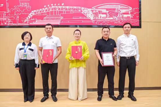 5c928d3b9b094a75a93540a210827192.jpg 5c928d3b9b094a75a93540a210827192.jpg