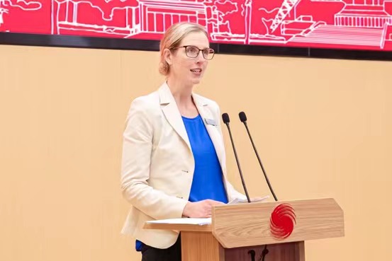 f4815b71ff9e4f13adb80d2e45c49ea1.jpg f4815b71ff9e4f13adb80d2e45c49ea1.jpg