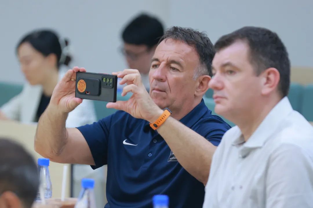 a0267f6a12e64932832e0de366b52345.jpg a0267f6a12e64932832e0de366b52345.jpg