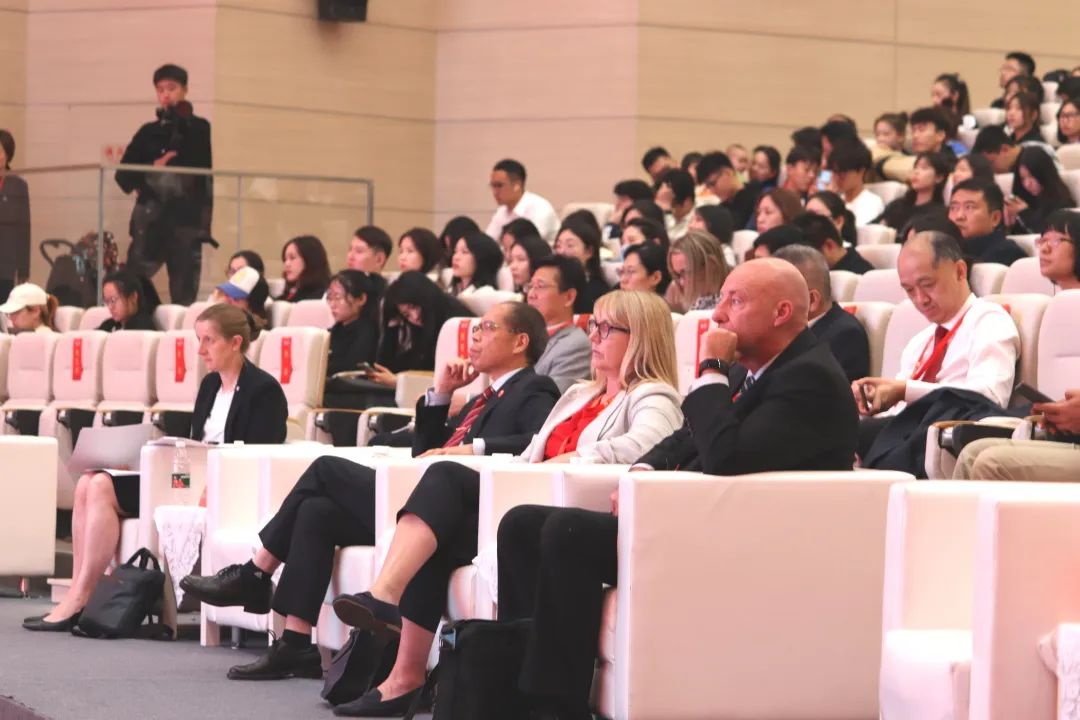 c90595db969b42238aea50d46213b01c.jpg c90595db969b42238aea50d46213b01c.jpg