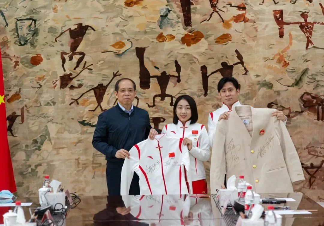 8a9201a2e9d44b36b302ad86c5aa7d21.jpg 8a9201a2e9d44b36b302ad86c5aa7d21.jpg