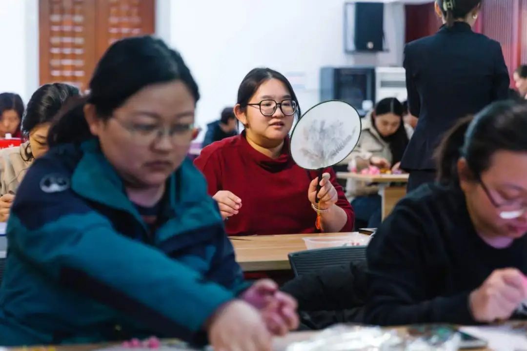 f386d5ef1d5e4fed9e4013757c25caf9.jpg f386d5ef1d5e4fed9e4013757c25caf9.jpg