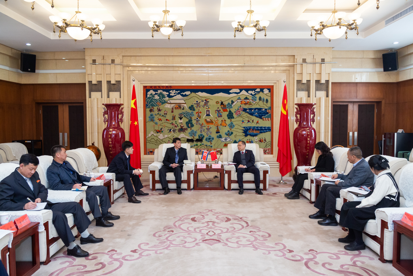 ea5e8a50b32d4376ac5ebb023a99f51e.jpg ea5e8a50b32d4376ac5ebb023a99f51e.jpg